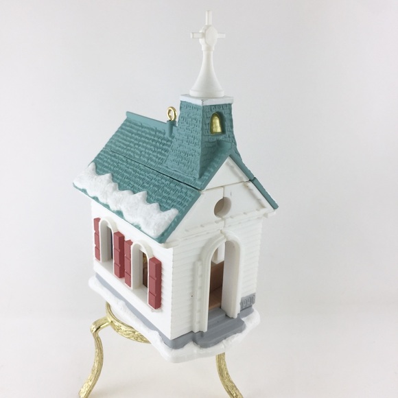 Hallmark 1996 Church Christmas Ornament QX6244 - Picture 4 of 12